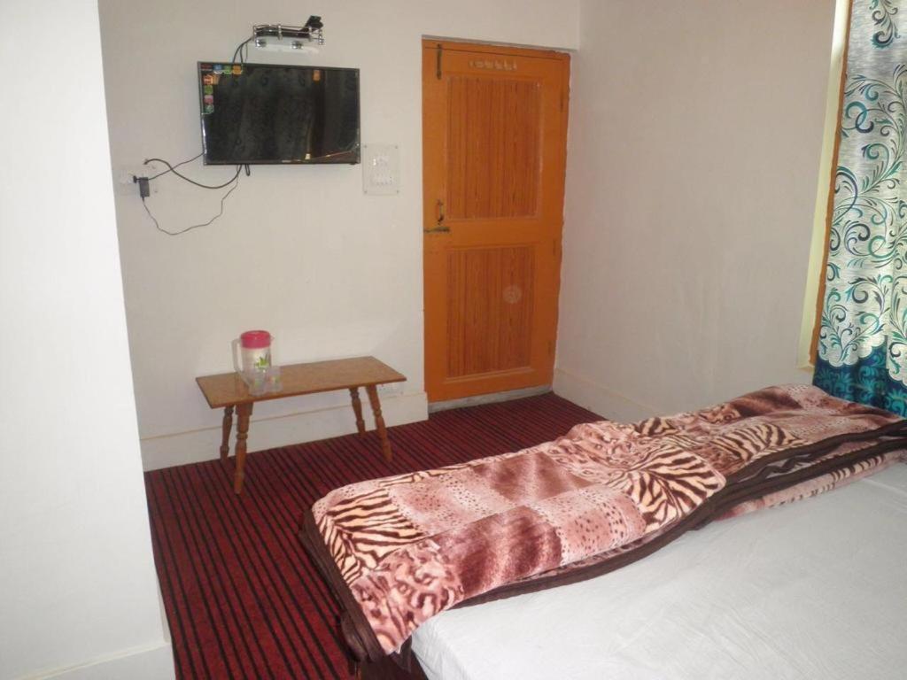 My Guest House Srīnagar Kültér fotó