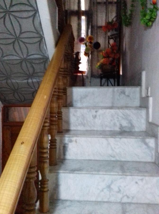 My Guest House Srīnagar Kültér fotó